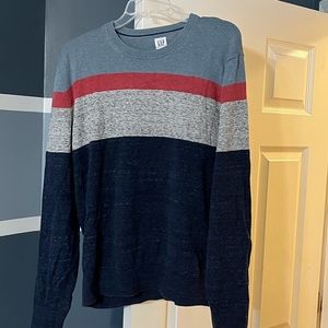 GAP long-sleeve shirt